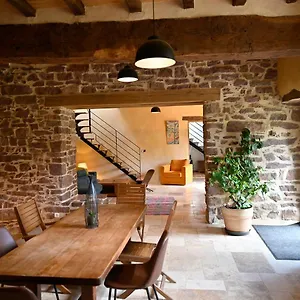 Bed & Breakfast Les Aux Loups En Broceliande, Iffendic